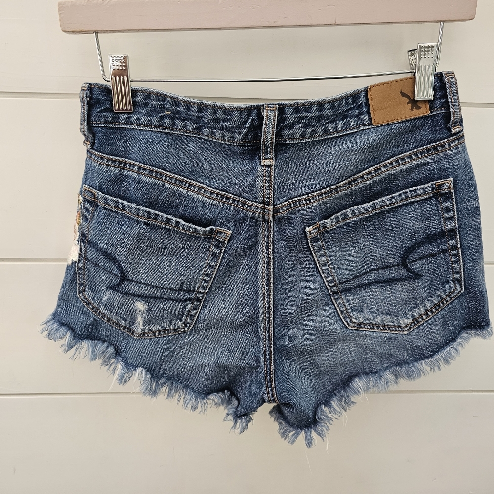 Vintage hi rise festival embroidered denim shorts sz 2 - Picture 4 of 7